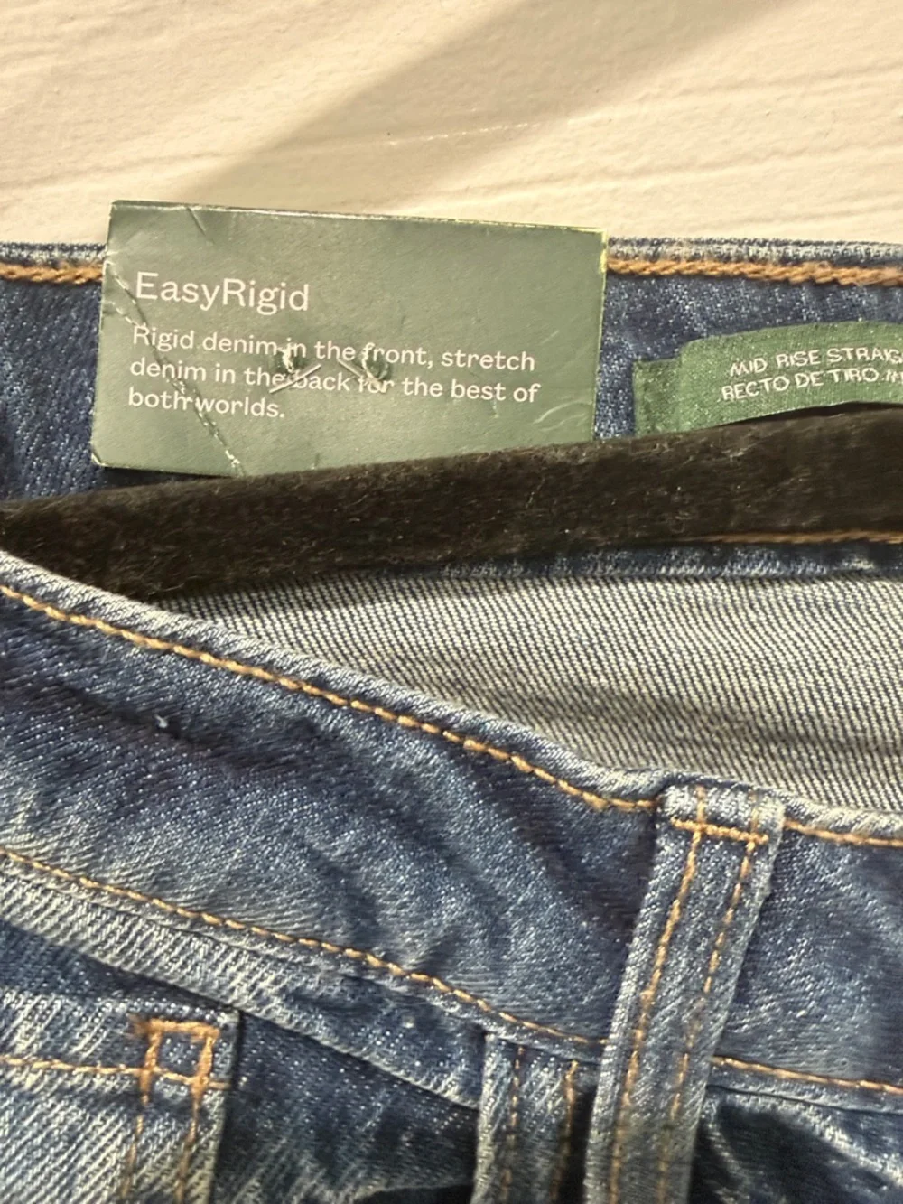 Women's Mid-Rise EasyRigid Jeans - Universal Thread - Picture 5 of 7